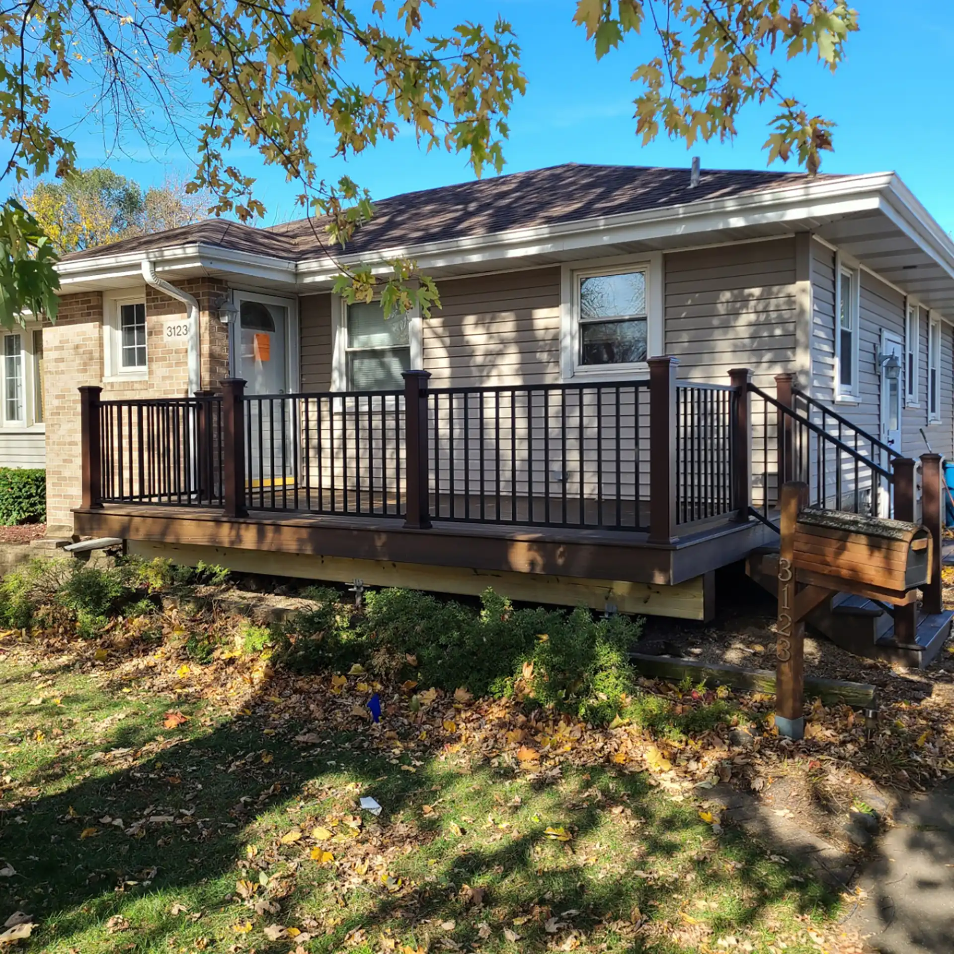 photo of a front porch in chicago suburb