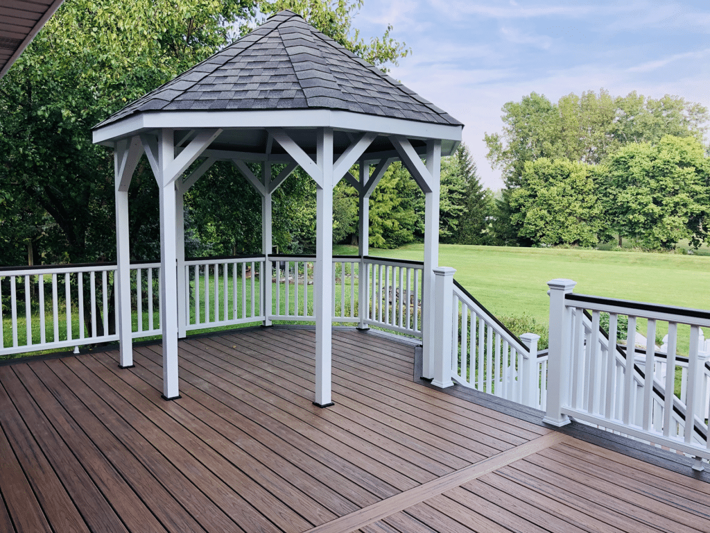 composite deck with railing - railing design ideas - custom deck builder chicago suburbs